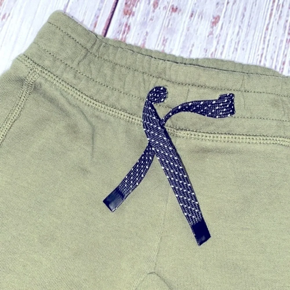 Gap fit olive green joggers size 12-18 months
